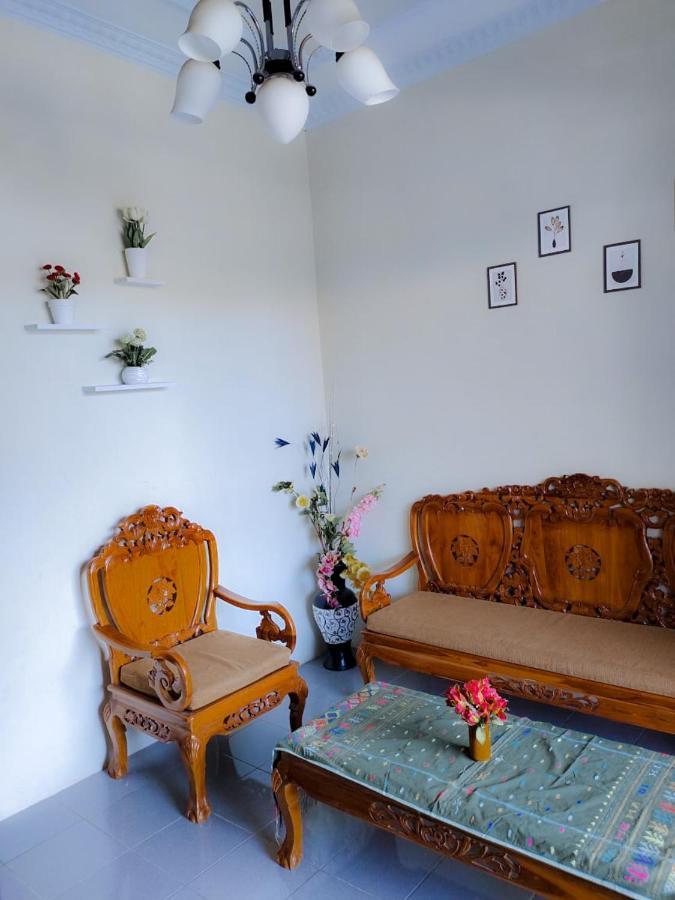Twentynine Homestay Banyuwangi  Εξωτερικό φωτογραφία
